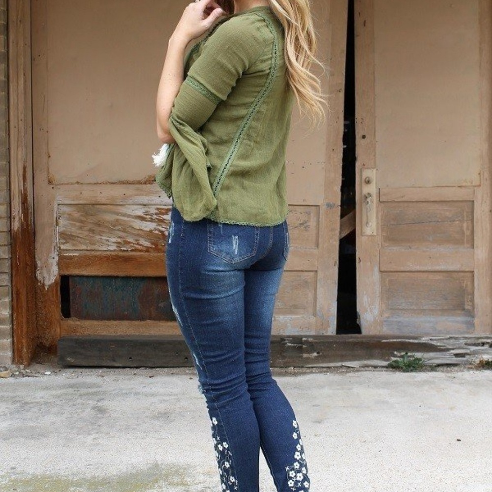 L&B distressed embroidered skinny jeans low rise - Picture 3 of 3